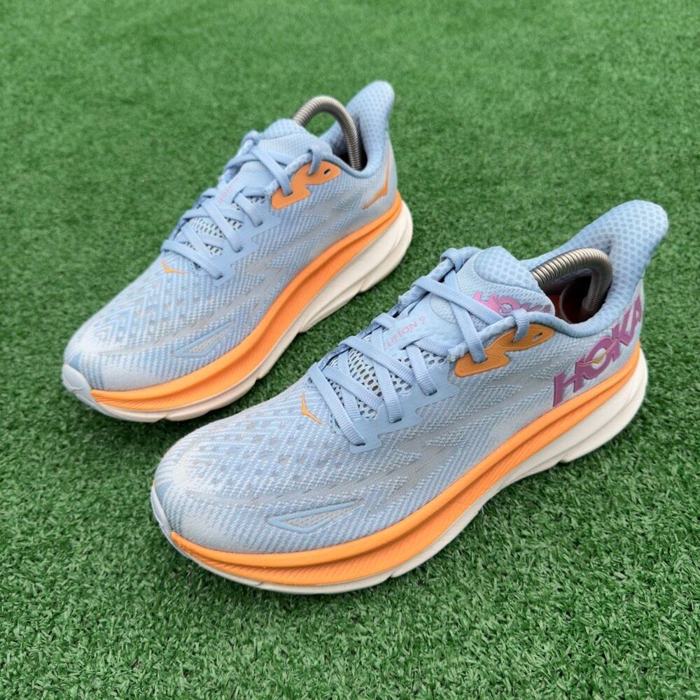 HOKA ONE ONE CLIFTON 9 - Women’s Running Shoes - SIZE 8.5B - Picture 2 of 10